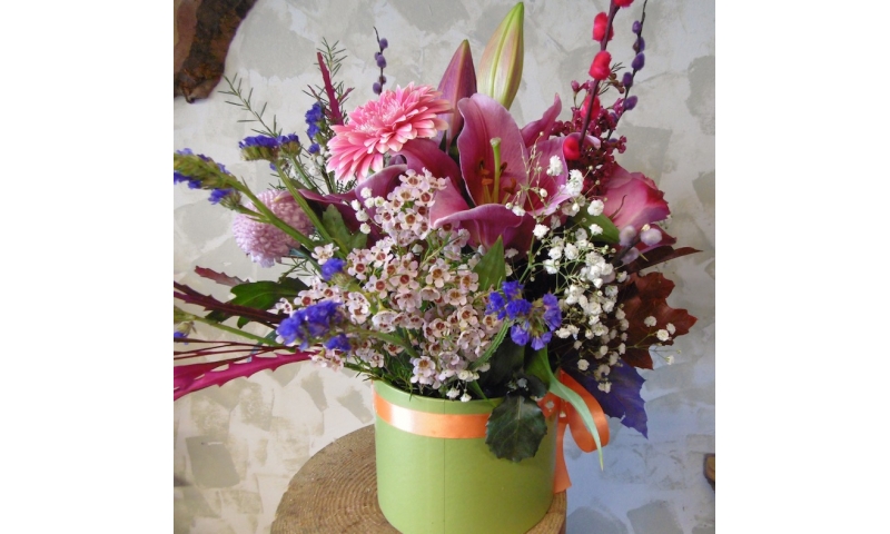 Seasonal Flower Hat Box